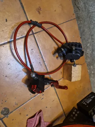 Pompa tubo e pinza freni Beta Motard