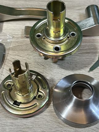 Manilla de paso con picaporte Amig