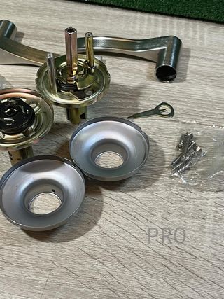 Manilla de paso con picaporte Amig