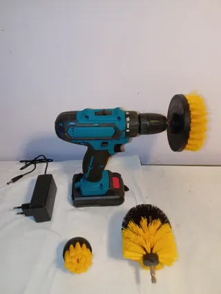 Taladro Inalámbrico con Cepillos