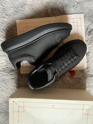 Scarpe Alexander McQueen nere 43