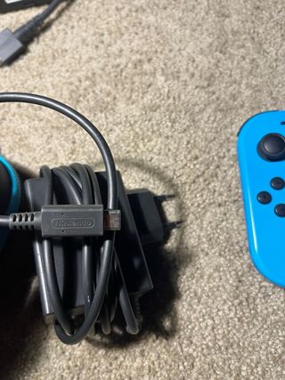 Nintendo Switch + 3 giochi e custodia