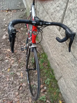 Bicicleta de carretera BH