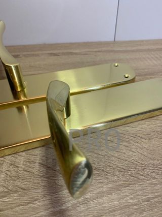 Juego de manilla para puerta MICEL