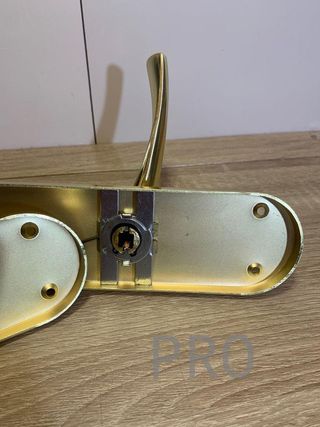 Juego de manilla para puerta MICEL