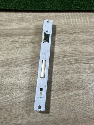 Cerradura Monopunto De Palanca Tesa Assa Abloy 421028AI
