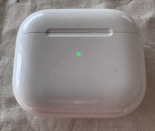 Etui AirPods 3a Generazione Apple