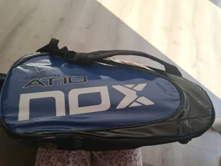 Paletero Padel NOX AT.10