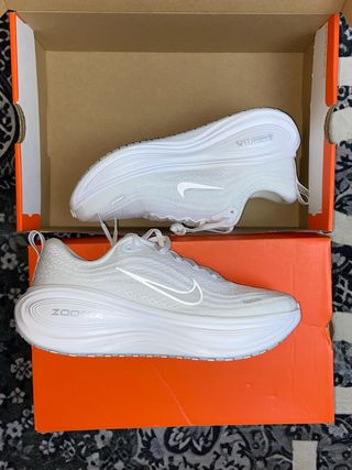 Nike vomero Plus Donna Bianco