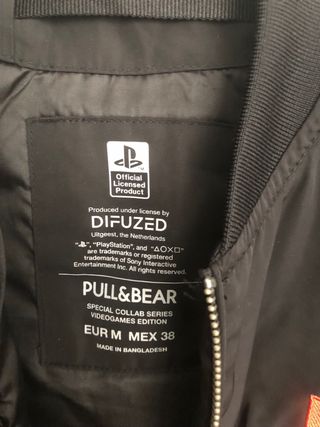 Cazadora Bomber PlayStation Negra
