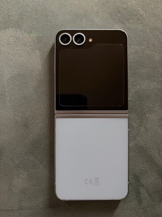 Samsung Galaxy Z Flip 6