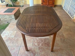 Mesa de jardín de teca