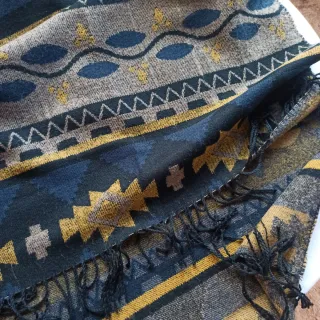 Bufanda grande motivos étnicos