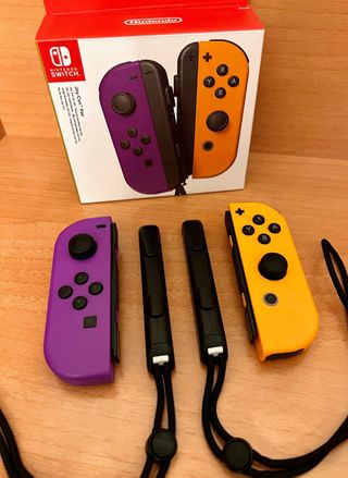 Joy-Con Nintendo Switch Viola e Arancione