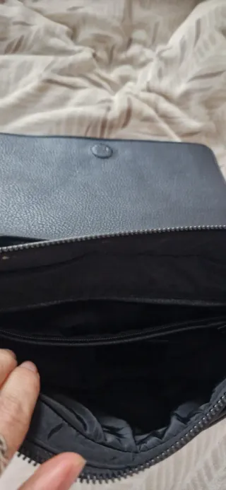 Bolso Desigual Negro  con corazones ,nuevo