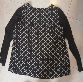 Blusa elegante Punto Roma negra y blanca