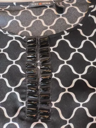 Blusa elegante Punto Roma negra y blanca