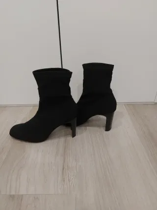 Botín elástico negro talla 36