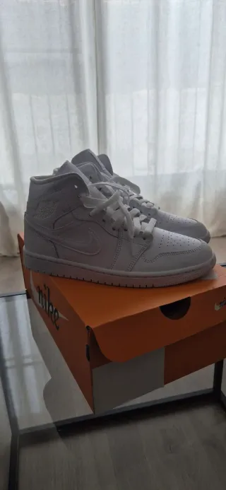 Zapatillas Air Jordan 1 Mid Blancas