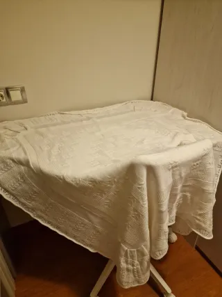 Colcha Cuna Tejida Blanca