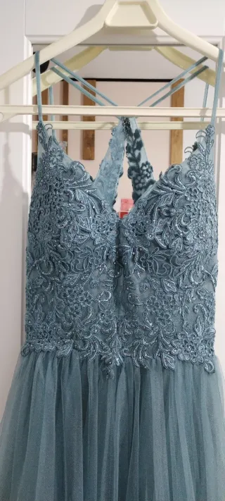 Vestido de fiesta largo azul verdoso, usado un día