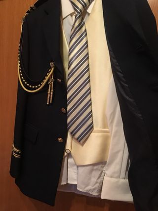 Traje de comunión niño negro y dorado T.M