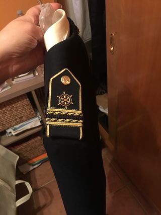 Traje de comunión niño negro y dorado T.M