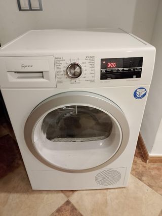 Secadora Neff 8kg Bomba Calor A+++