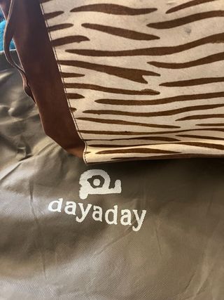 Bolso de ante con estampado cebra