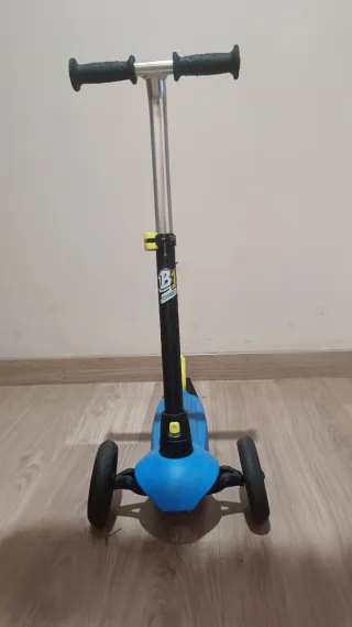 Patinete infantil Decathlon azul