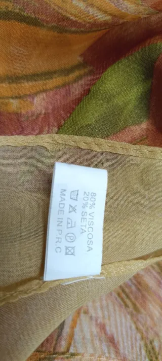 Pañuelo seda china estampado floral