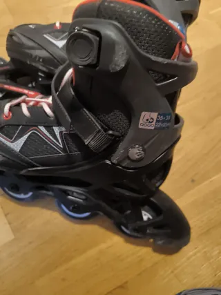 Patines en línea negros y rojos talla 35-38