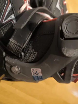 Patines en línea negros y rojos talla 35-38