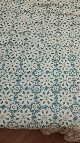 Copriletto Matrimoniale Bianco Floreale