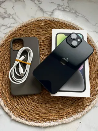 iPhone 14 con batteria all'87% di salute