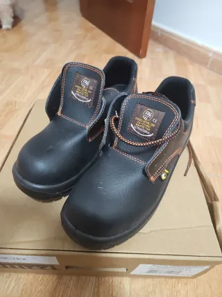 Calzado de seguridad FAL Talla 41
