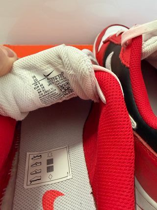 Zapatillas Nike Court Low Rojas y Blancas