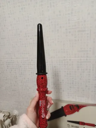 Rizador Corioliss Glamour Wand Negro/Rojo
