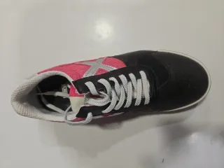 Zapatillas Munich Negras y Rosas