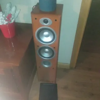 Conjunto Jamo Altavoces + Amplificador