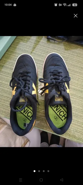 Zapatillas Munich Negras y amarillo