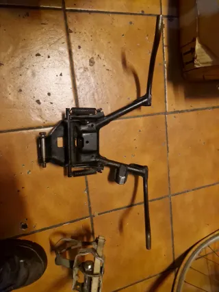 Cavalletto Piaggio Energy 50