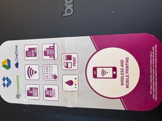 Impresora HP Deskjet 2721e e impresora Brother