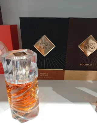 Perfume Royal Blend Árabe Marrón Dorado