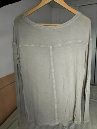 Camiseta Benetton fluida beige