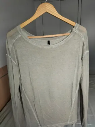 Camiseta Benetton fluida beige