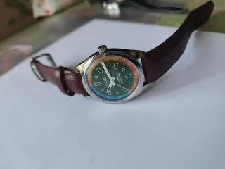 Reloj Oris Manual Marrón y Verde