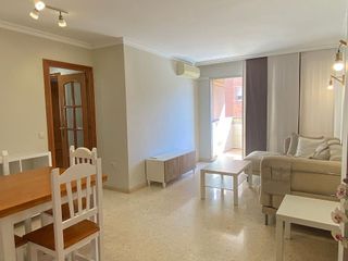 Piso en alquiler en Alegría de la Huerta- Jardín de Málaga en Málaga