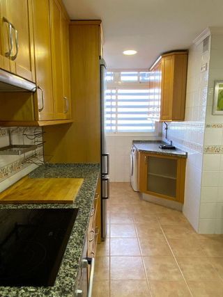 Piso en alquiler en Alegría de la Huerta- Jardín de Málaga en Málaga