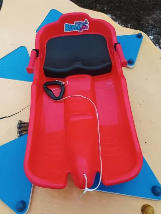 Trineo rojo Super Jet